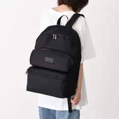 MM6 MAISON MARGIELA エムエムシックス メゾン マルジェラ リュック ニューメリック 3ポケット バックパック SB5WA0006 P8504 レディース ユニセックス ブラック ナイロン ジッパー開閉  A4収納可能のサムネイル