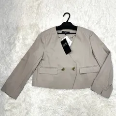 【新品タグ付き】COUP DE CHANCE ダブルボタン　グレーベージュ　ノーカラー　ジャケット定価24,000円