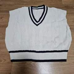 白ネイビー バイカラー ニット ベスト