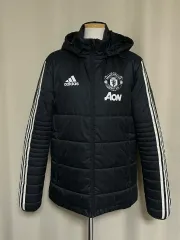 adidas(アディダス) マンＵ ミッドフィールド 軽量ダウン