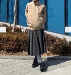 ユニクロ プリーツ スカート (グレー)