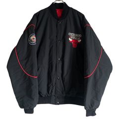 Mitchell & Ness NBA ラプターズ ナイロンジャケット - メルカリ