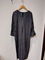 M20　JOURNAL STANDARD　ジャーナルスタンダード　ワンピース　ネイビー×イエロー　ストライプ　袖にゴム　両サイドにポケット　後ろにスリットあり　38サイズ