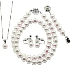 【新品】 [Mani・Mani] プレミアム 高級 貝パール ４点セット ８mm珠 冠婚葬祭 結婚式 ２通りの長さが楽しめるアジャスター付き 書 ギフト新社会人お祝い 七五三 お受験 【日本製】 (ホワイト（イヤリング）) 1