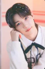StrayKids FELIX 2023 Seasons Greeting Yellow
