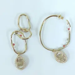 スワロフスキー Swarovski Shell Pierced ピアス