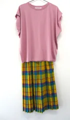 【昭和レトロ】プリーツスカート チェック柄 　イエロー系＆Ｔシャツ