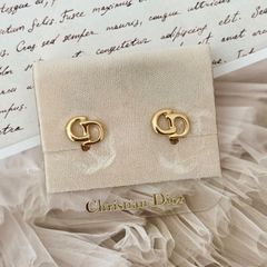 3155 極美品✨Dior ピアス CD ロゴ 希少 刻印 - メルカリ