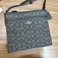 【i】タグ付き 新品　COACH ショルダーバッグ　シグネイチャー　ブラック　/100326