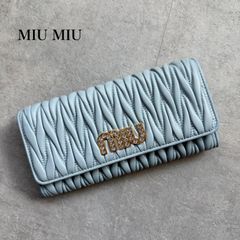 miumiu♡三つ折り財布 マテラッセ パール ビジュー グレー - メルカリ