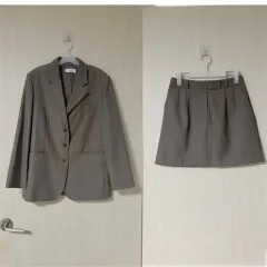 (新品) 季節の変わり目 カーキブラウン ジャケット＋スカート Mサイズ セットアップ