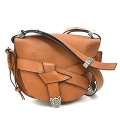 即日発送可】LOEWE ゲートバッグ スモール・サンド - メルカリ
