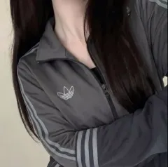 アディダス 3本線 グレー トラックジャージ kr160 (90程度)