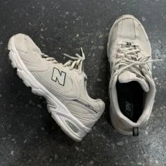 270 ニューバランス 530