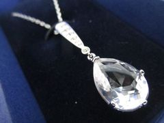 【送料無料】☆SWAROVSKI ☆スワロフスキー ティアドロップ ネックレス クリスタル ペンダント シルバー  ［559-361-1500_0323］