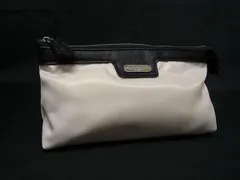 ■美品■ Salvatore Ferragamo フェラガモ ナイロン×レザー ポーチ マルチケース 小物入れ レディース アイボリー系 DM5397のサムネイル