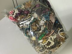 再値下げ！売り尽くしセール！！！》イミテーションアクセサリー
