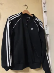 アディダス SUPERSTAR ジャージ s