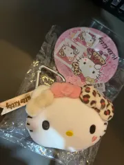 アメリカ正規品 レオパードhello kitty(ハローキティ) ポーチ キーホルダー