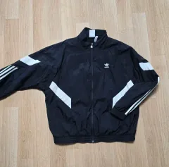 (送料込み) adidas アディダス ウィンドブレーカー ラム 110