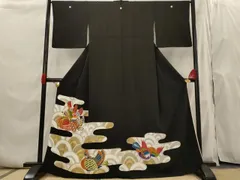 平和屋着物■豪華黒留袖　駒刺繍　群れ鳥　金彩　正絹　逸品　AABH7384st