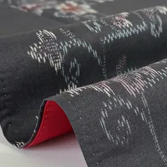 大島紬 正絹 黒地 美しい花絣 袷 着物 MK-5711