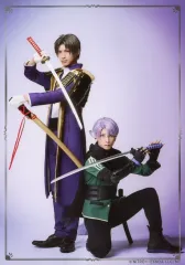 【中古】生写真(男性) 山崎晶吾(五月雨江)・木原瑠生(へし切長谷部)/キャラクターショット/ミュージカル「刀剣乱舞」～静かなる夜半の寝ざめ～ ランダムペアブロマイド(戦闘ver.)