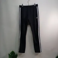 UNDER ARMOUR アンダーアーマー ブラック 3本線 トレーニング ズボン 32サイズ 春 秋 510054