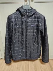 パタゴニア ナノパフ フーディ メンズM ブラック