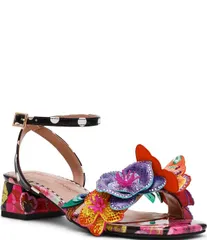 ベッツィジョンソン レディース シューズ ヒール ラップワンピース フラワー柄 サンダル アンクル フラワー Betsey Johnson Maranda Beaded Floral and Buttのサムネイル