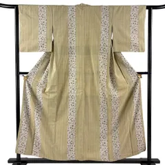 【美品】 小紋 身丈157.5cm 裄丈62cm S 袷 紬地 花唐草 縦縞 薄茶色 正絹 秀品 【中古】