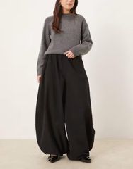 マイクロタフタバルーンパンツ 新品未使用 タグ付き - メルカリ