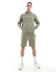 エレッセ メンズ ボトムス ハーフパンツ・ショーツ ショートパンツ ellesse Molla shorts Khaki カーキのサムネイル