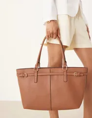 アクセサライズ レディース バッグ トートバッグ Accessorize east to west tote shoulder bag with buckle detailing in tan BROのサムネイル
