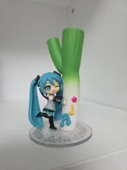 初音 ミク RE-MENT パーティー on desk ペン立て フィギュア