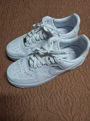 240 NIKE エアフォース1 白 スニーカー 0805