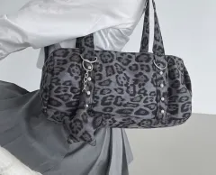 ヒョウ柄 レオパード ショルダーバッグ (1回着用)