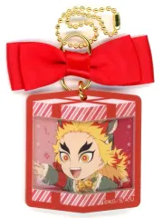 【中古】キーホルダー 煉獄杏寿郎 「鬼滅の刃×ufotable Cafe×マチ★アソビCAFE クリスマス2025 ランダムオーナメントチャームB」