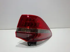 200系クラウン ロイヤル 右テール GRS200/203 前期 30-346 R 81550-30B50 コーティング 260327019のサムネイル