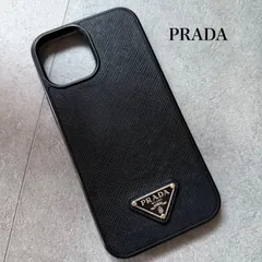 PRADA プラダ iPhone15pro  ケース 三角ロゴプレート サフィアーノレザー ブラック 黒 シルバー金具 トライアングルロゴ アイフォンケース　a16