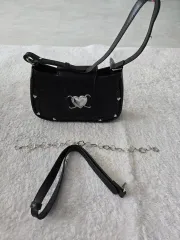 ハートバックル ショルダーバッグ