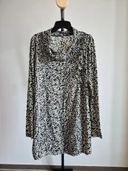 (新品)フラワー パータン レディース ロング スリーブ ブラウス 55 88サイズ