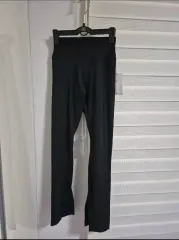 NIKE（ナイキ）ドライフィット（DRY-FIT）ブーツカット（BOOTS CUT）レギンス（レギンス）Sサイズ（SIZE）新品（新商品）