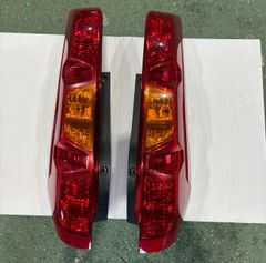 日産、エクストレイルt31 テールランプ 左右セット - メルカリ