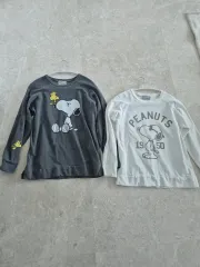 PEANUTS SNOOPY キャラクター が描かれた長袖 Tシャツ 2枚