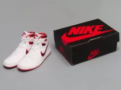 【中古】トレーディングフィギュア METALLIC RED(White/Met Red) 「NIKE Air Jordan 1 High 85 MINIATURE COLLECTION」