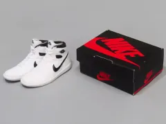 【中古】トレーディングフィギュア METALLIC BLACK(White/Met Black) 「NIKE Air Jordan 1 High 85 MINIATURE COLLECTION」