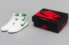 【中古】トレーディングフィギュア METALLIC GREEN(White/Met Green) 「NIKE Air Jordan 1 High 85 MINIATURE COLLECTION」
