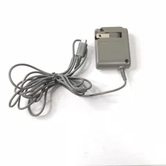美品　　ニンテンドーDSlite　純正ACアダプター 充電器　USG-002
