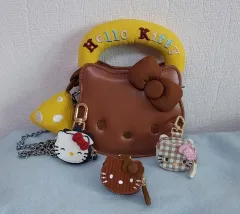 ハローキティ チャーム付き バッグ & コインケースキーホルダー 3種